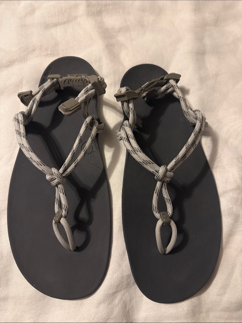 Men’s Gray Rope-Strap Sandals — Minimal Black Footbed